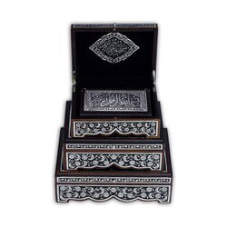 Sandikli Siyah Kaplama Gümüs Kur’an-i Kerim (Orta Boy) - Hayrat Vakfı Yayınları