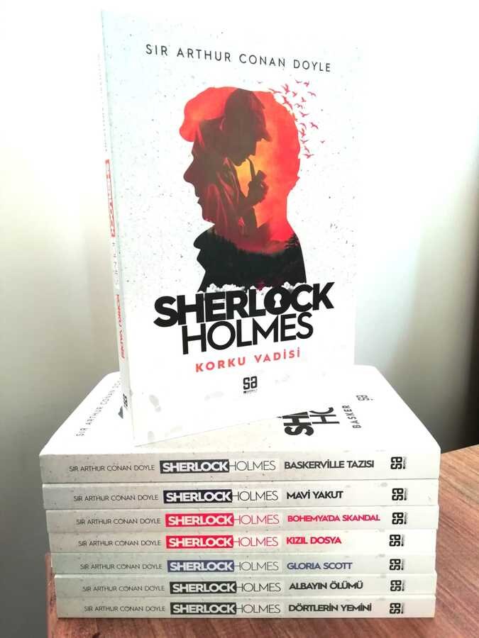 Sherlock Holmes Seti (8 Kitap) - 1