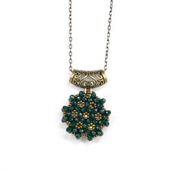 Zümrüt Yesili Cevsen Kolye (Kristal, Yuvarlak) - Hayrat Vakfı Yayınları